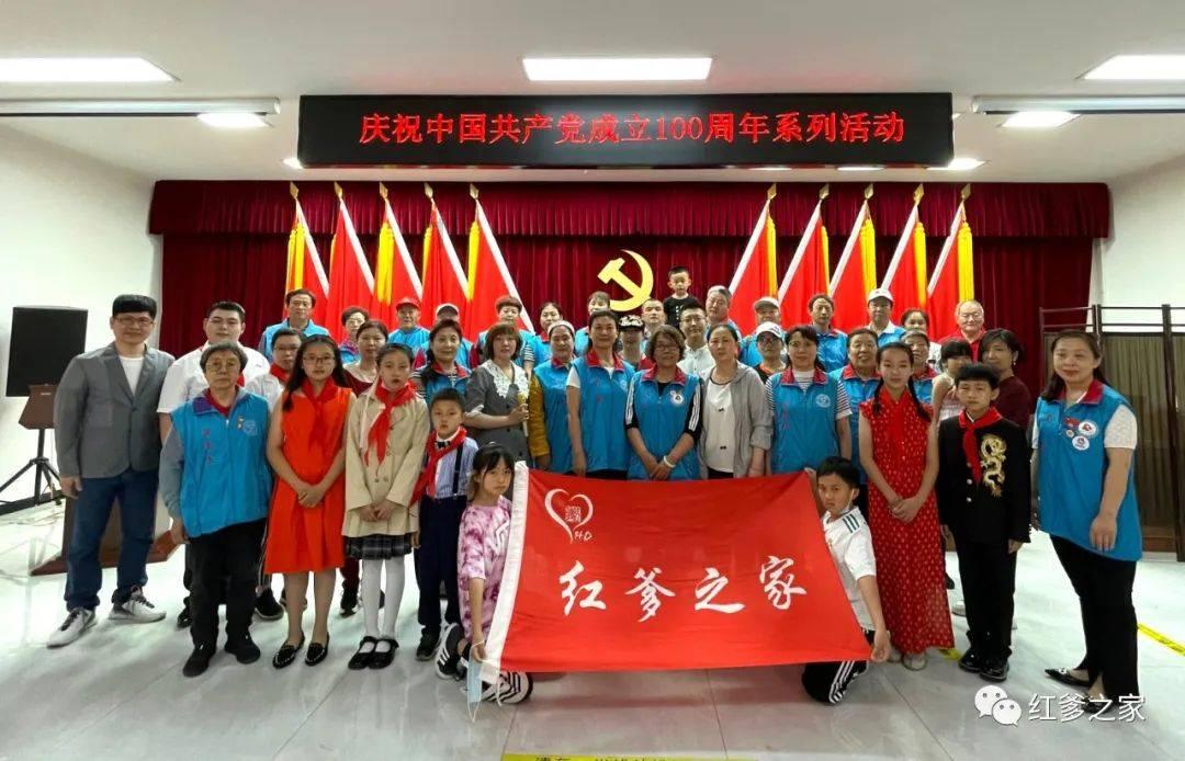 螳螂和绿蝈蝈是一样的吗？